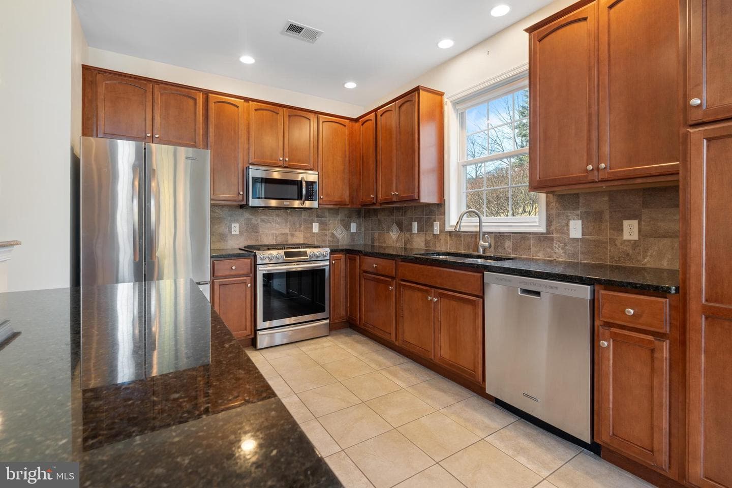 5560 Briar Lane photo 18