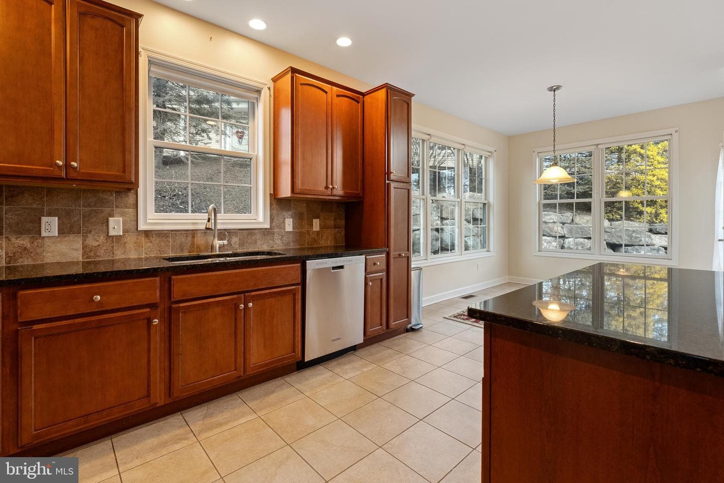 5560 Briar Lane photo 20