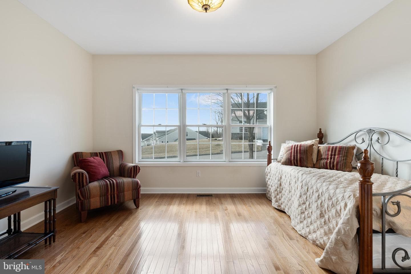 5560 Briar Lane photo 23