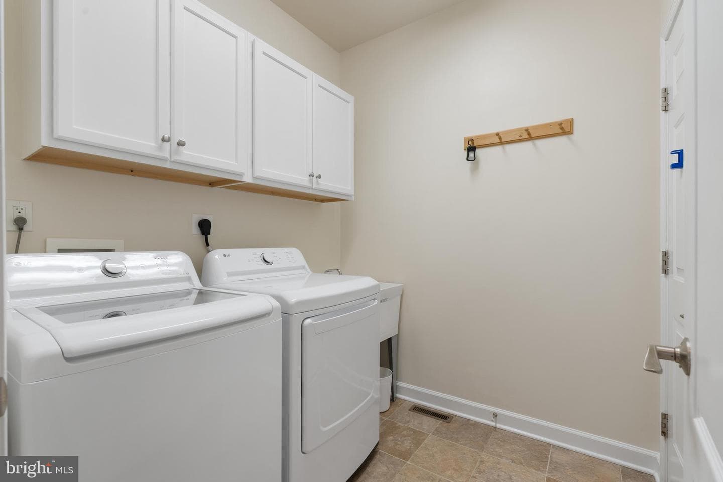 5560 Briar Lane photo 26