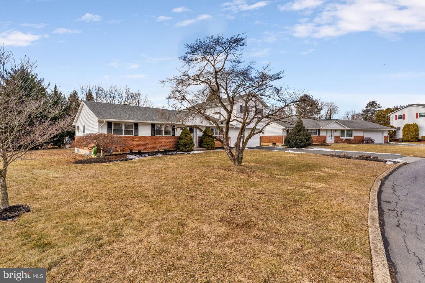7179 Linden Road photo 2