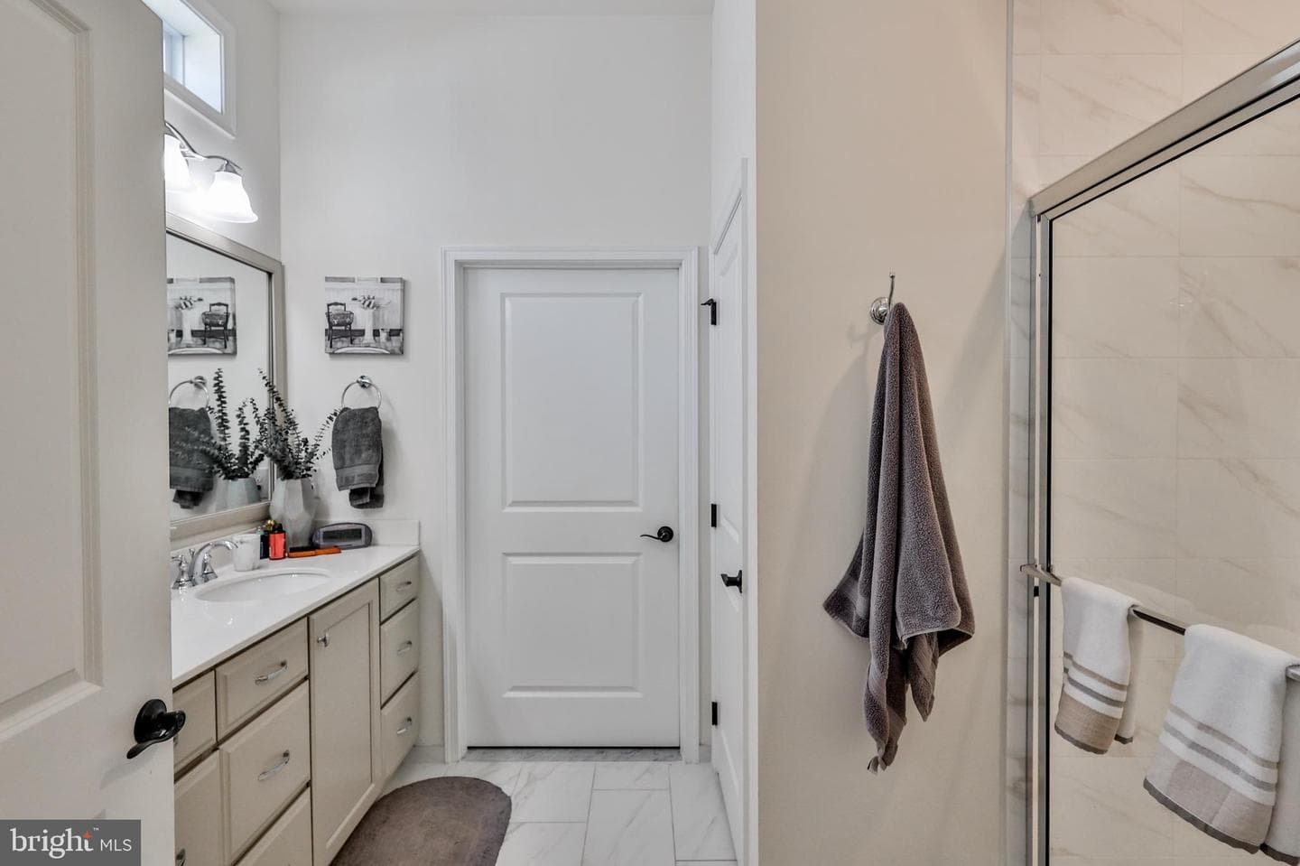 1740 Valley View Drive photo 24