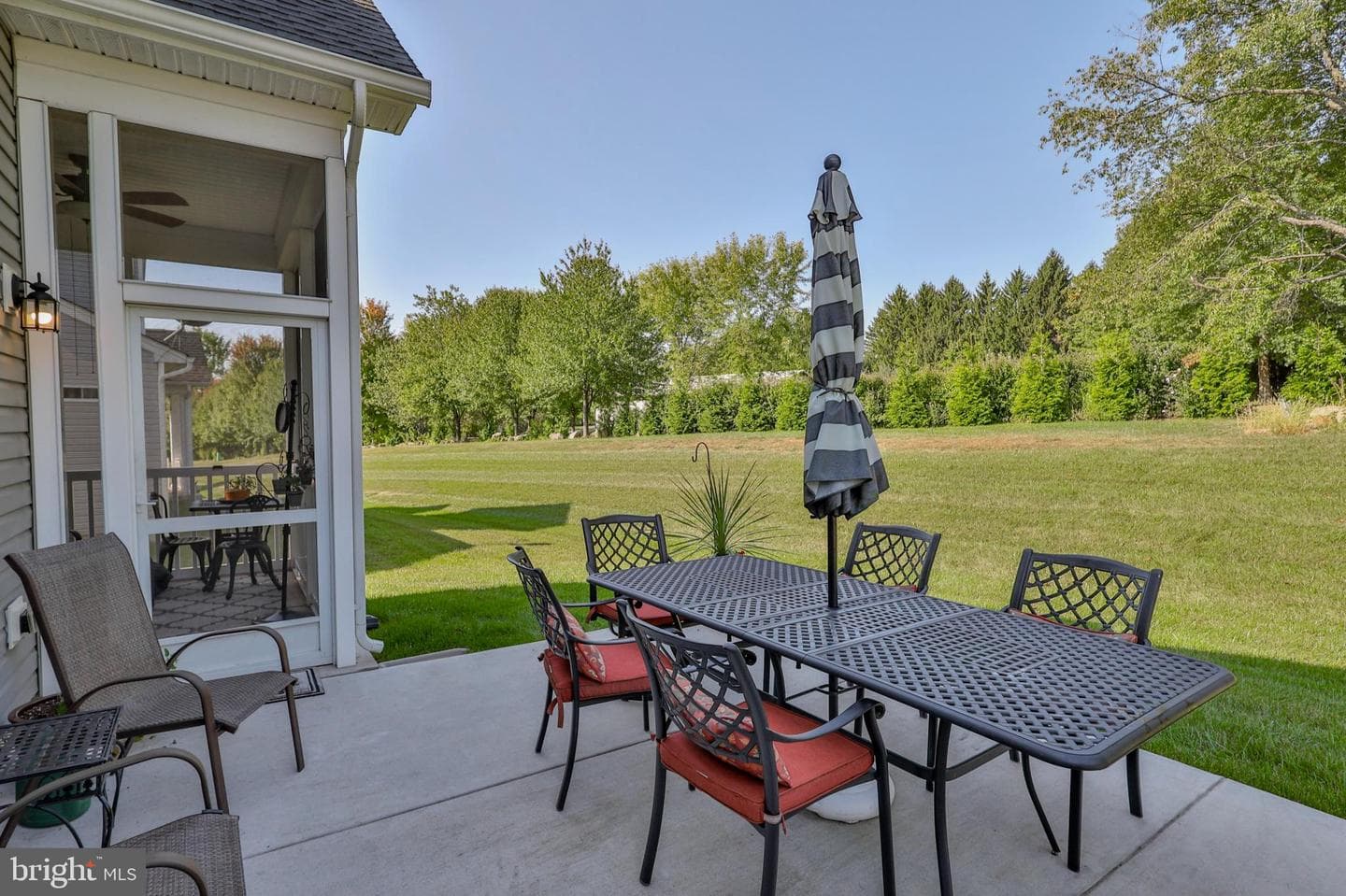 1740 Valley View Drive photo 32