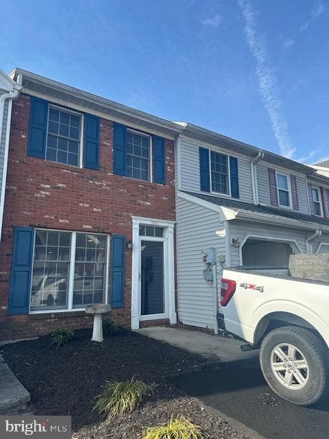 350 Village Walk Drive photo 2