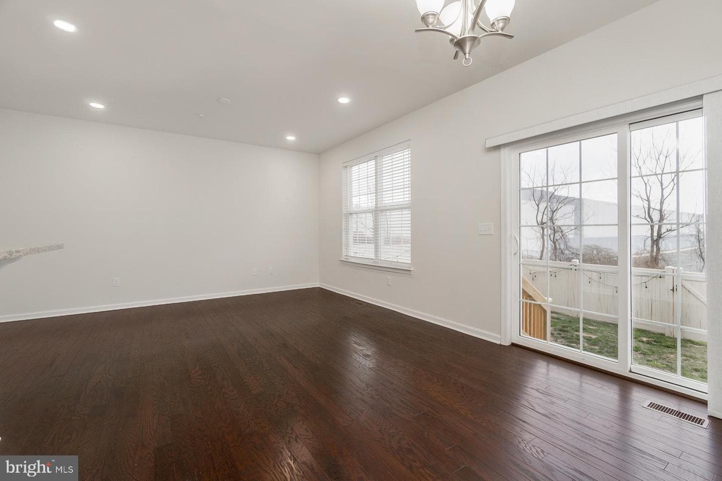 1423 Black Forest Drive photo 18
