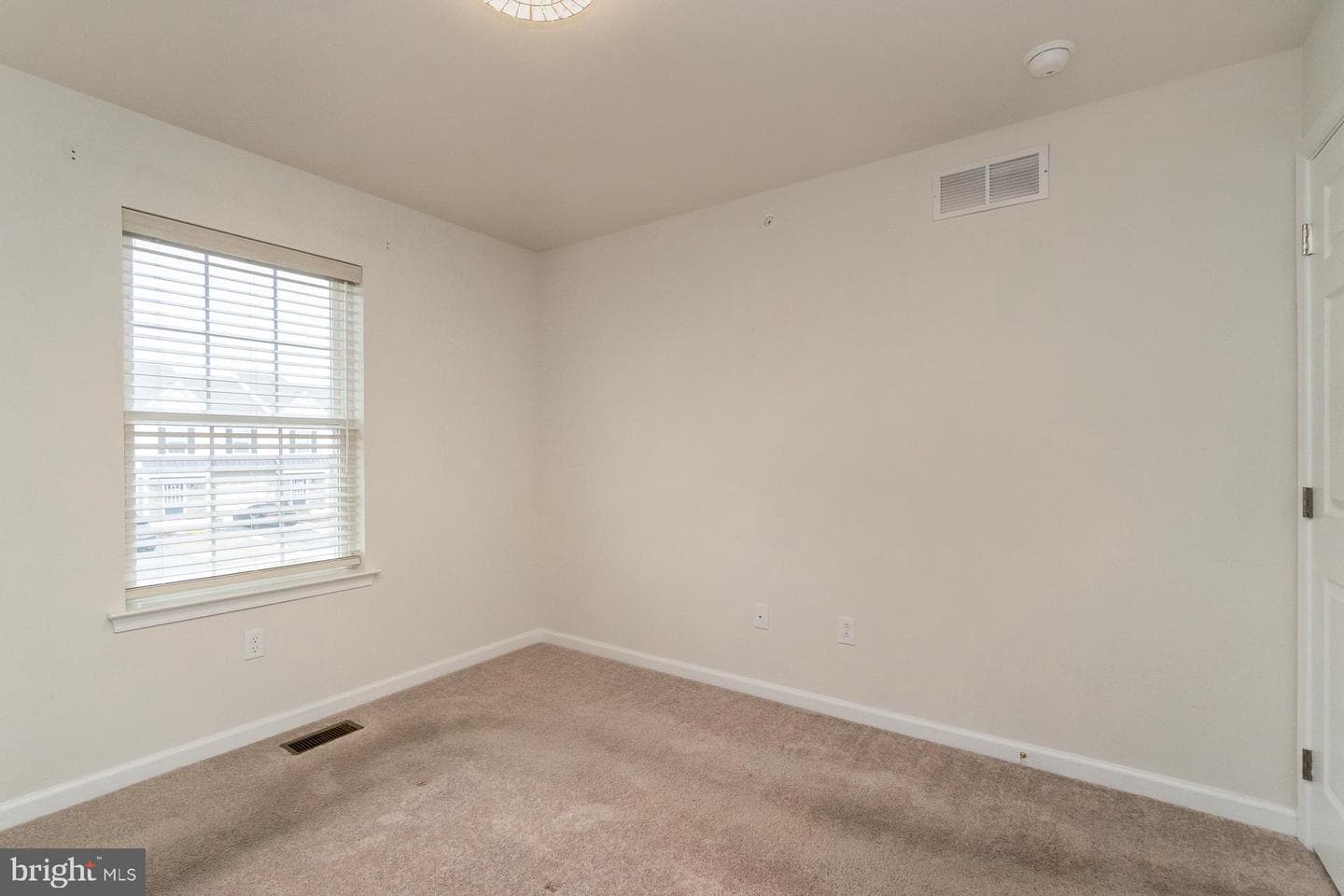 1423 Black Forest Drive photo 38