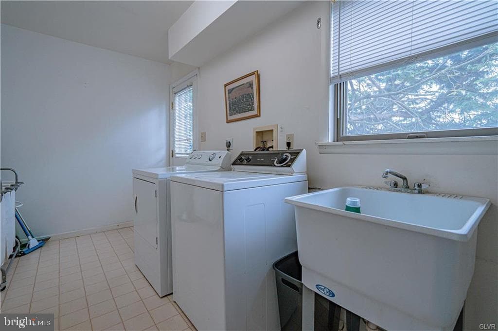 1520 Coventry Road photo 13