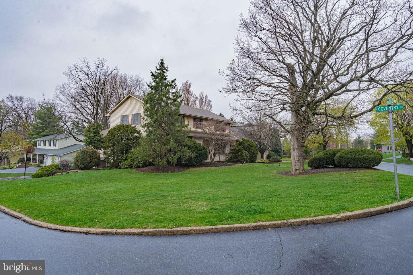 1520 Coventry Road photo 32
