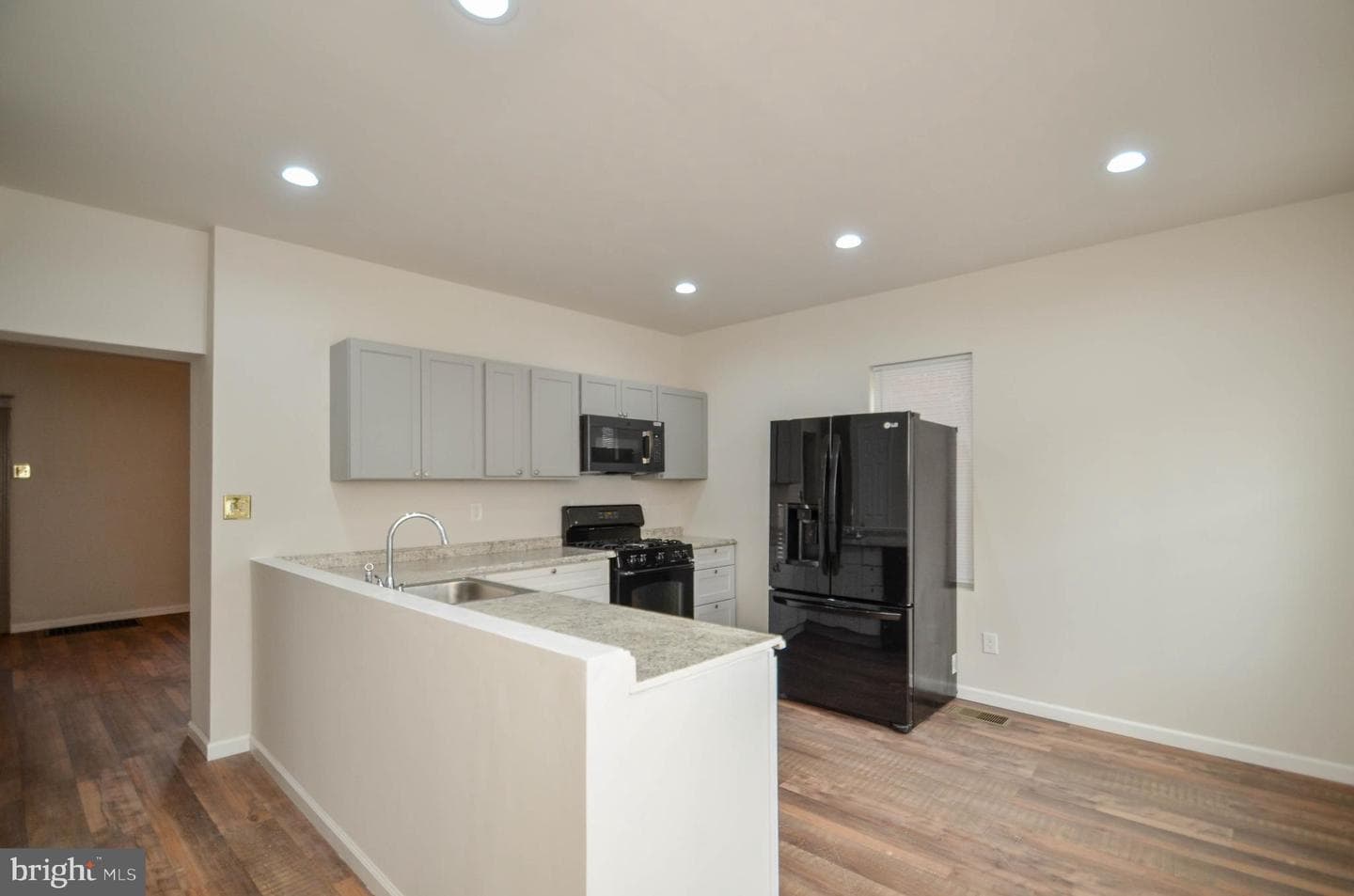1004 Cherokee Street photo 6