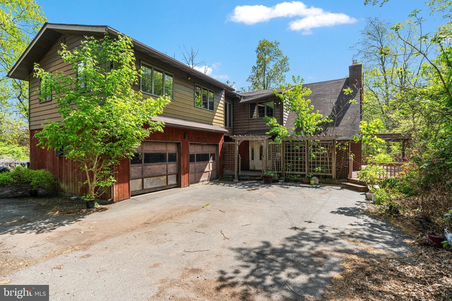 6601 Crown Lane photo 1