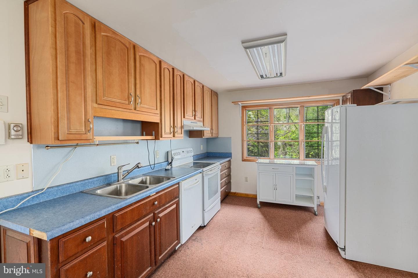 6601 Crown Lane photo 26