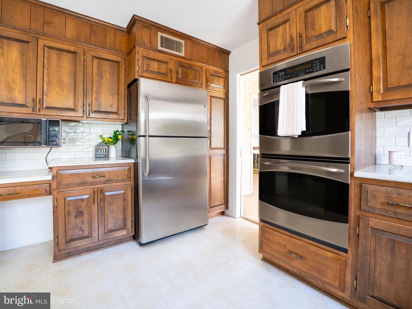 3856 Maulfair Place photo 14