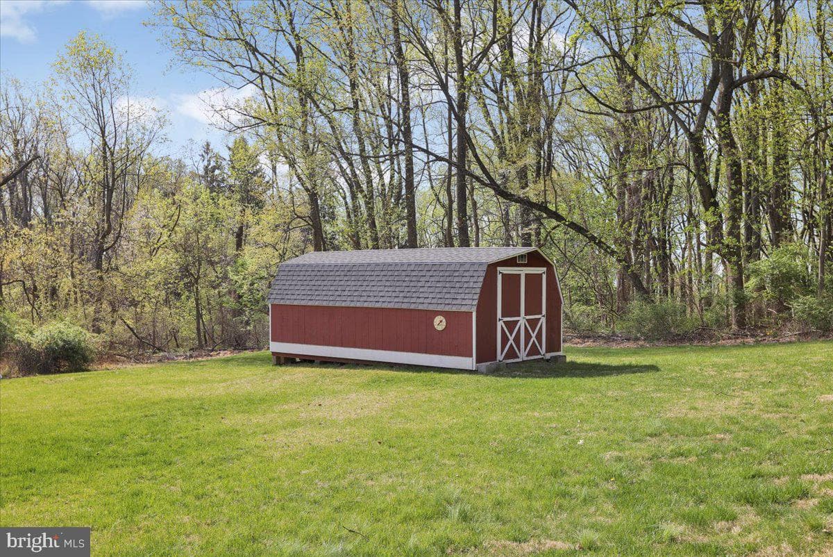 6528 Crown Lane photo 39