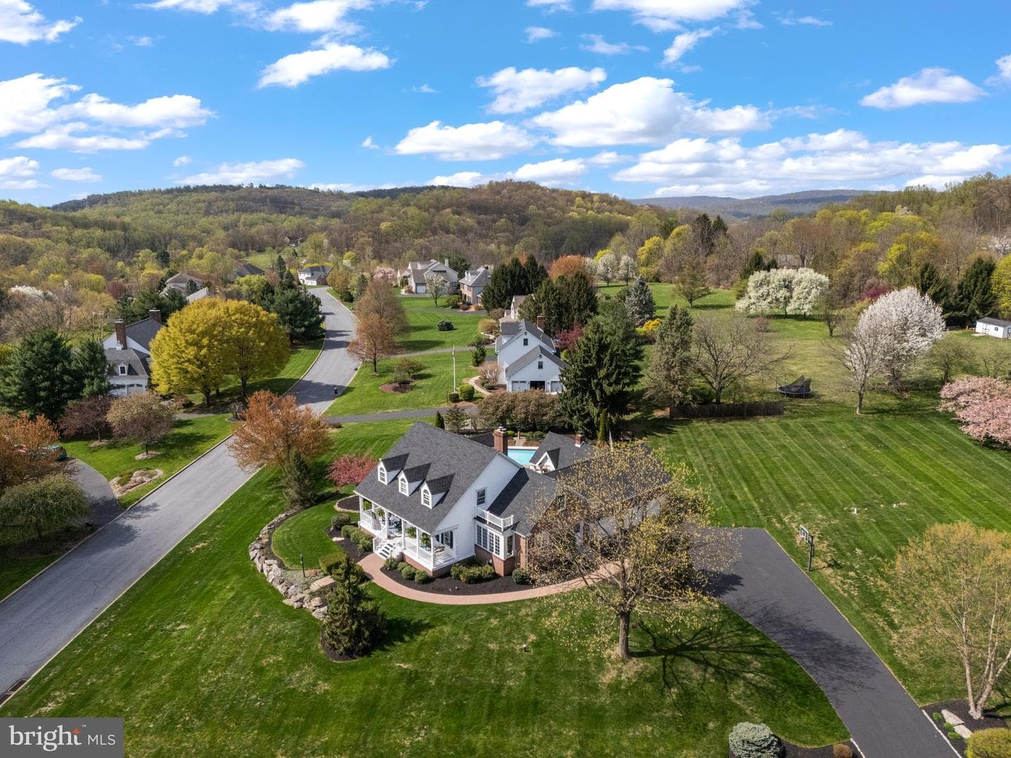 6480 Sweetbriar Lane photo 7