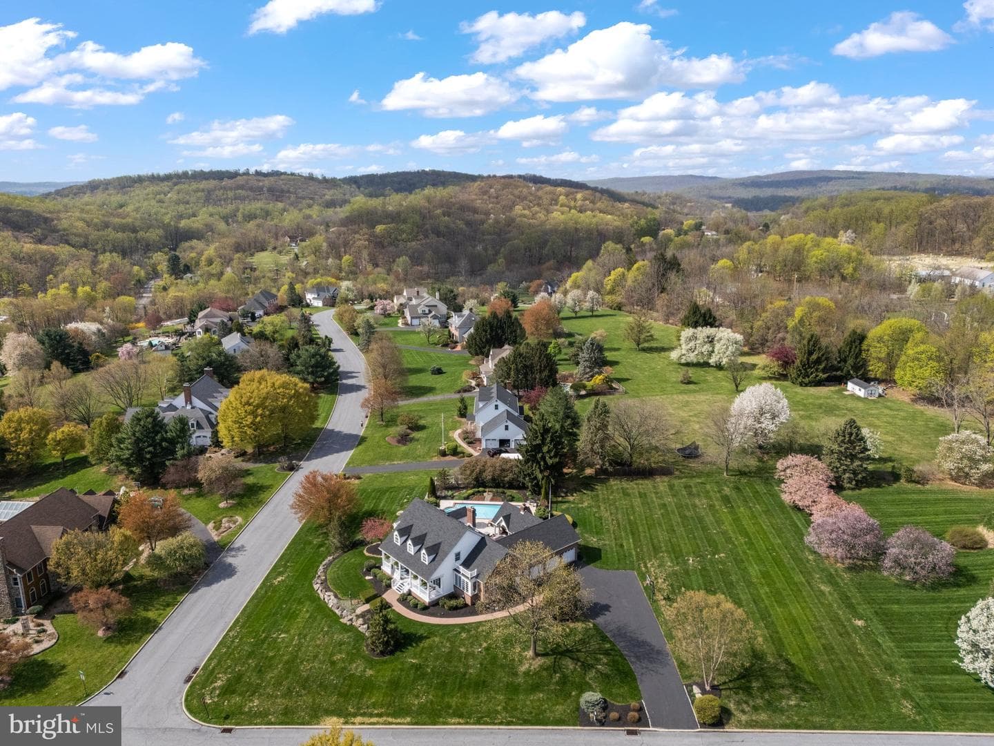 6480 Sweetbriar Lane photo 8