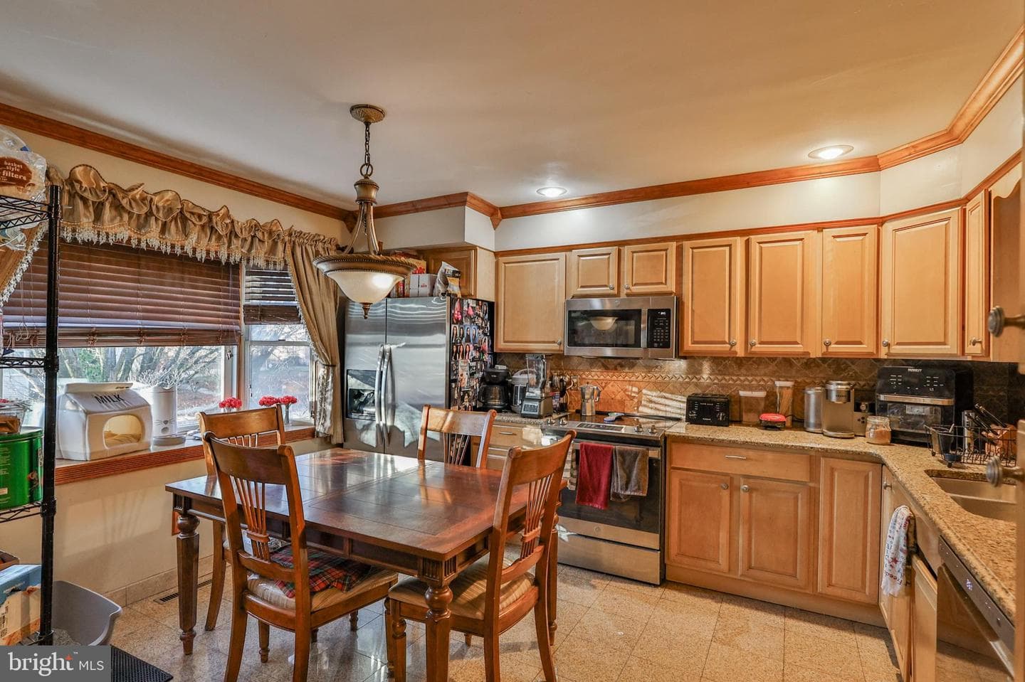 1881 Redwood Drive photo 14