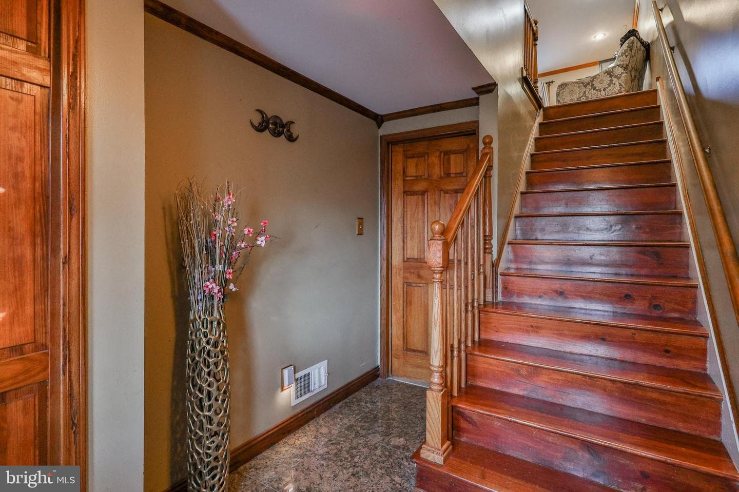 1881 Redwood Drive photo 6