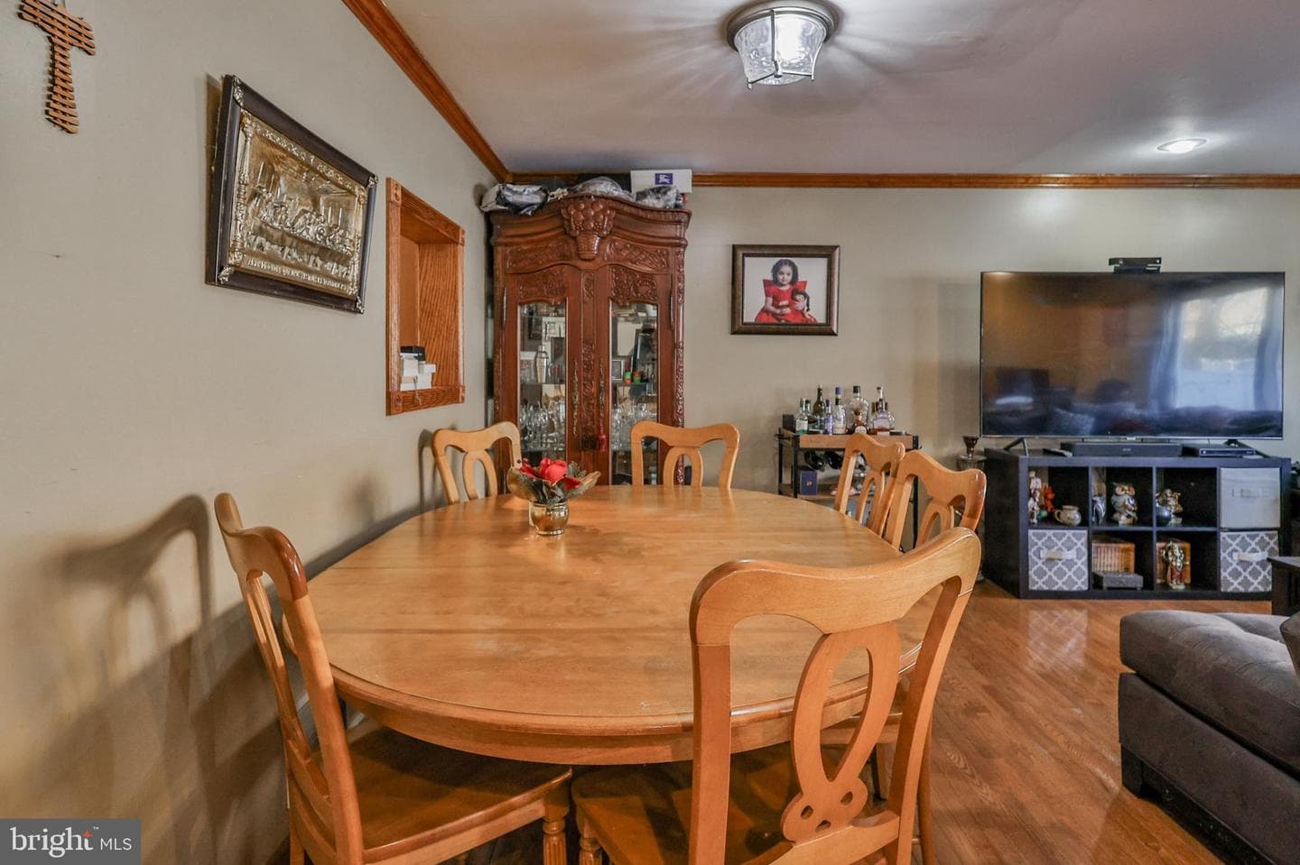 1881 Redwood Drive photo 8