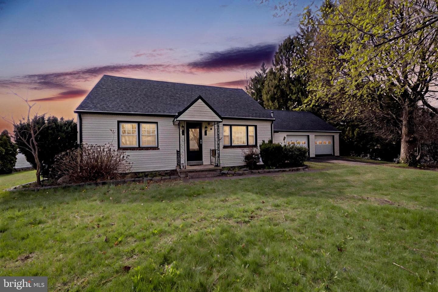 7850 Locust Valley Road photo 1