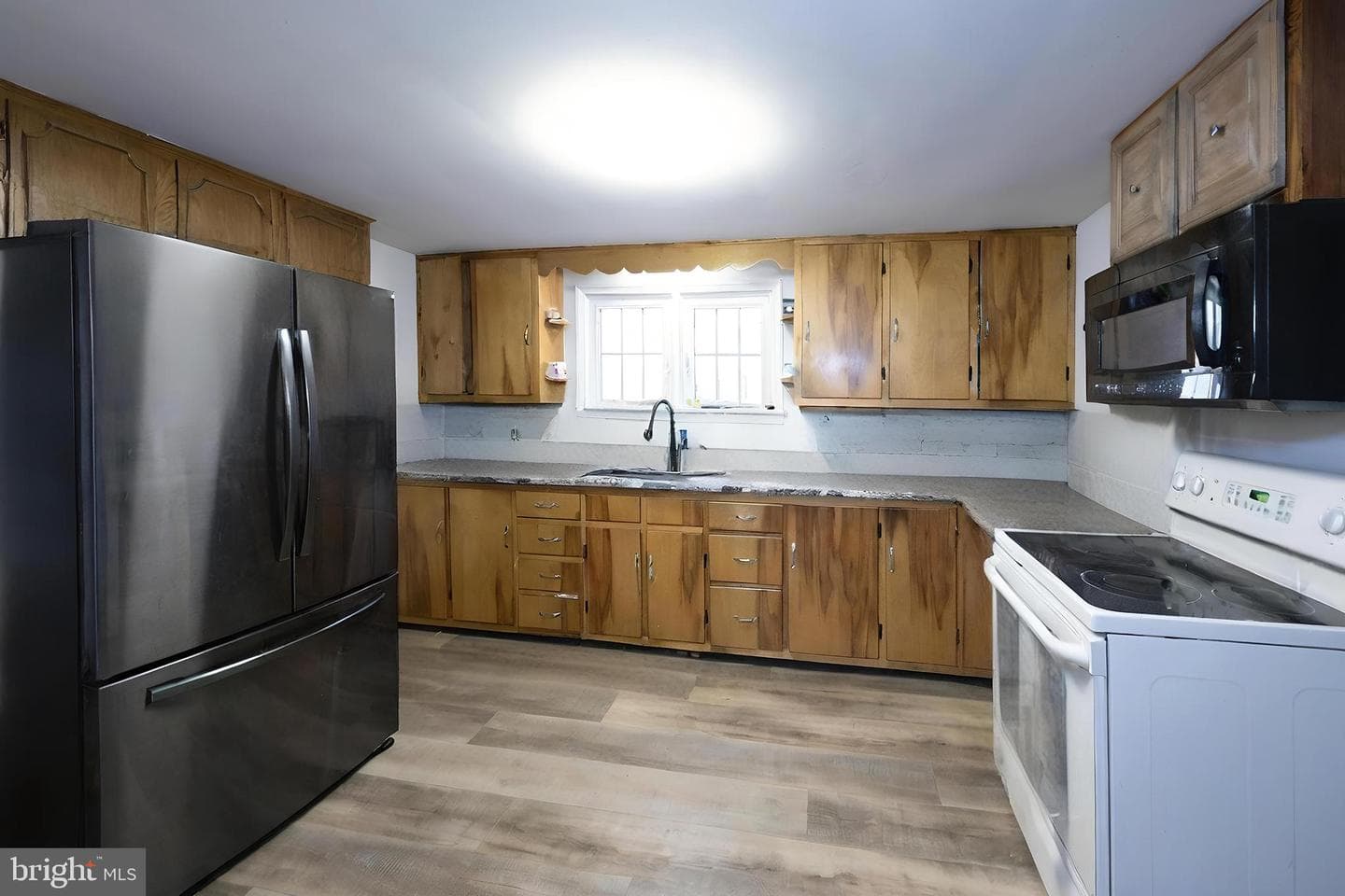 7850 Locust Valley Road photo 4