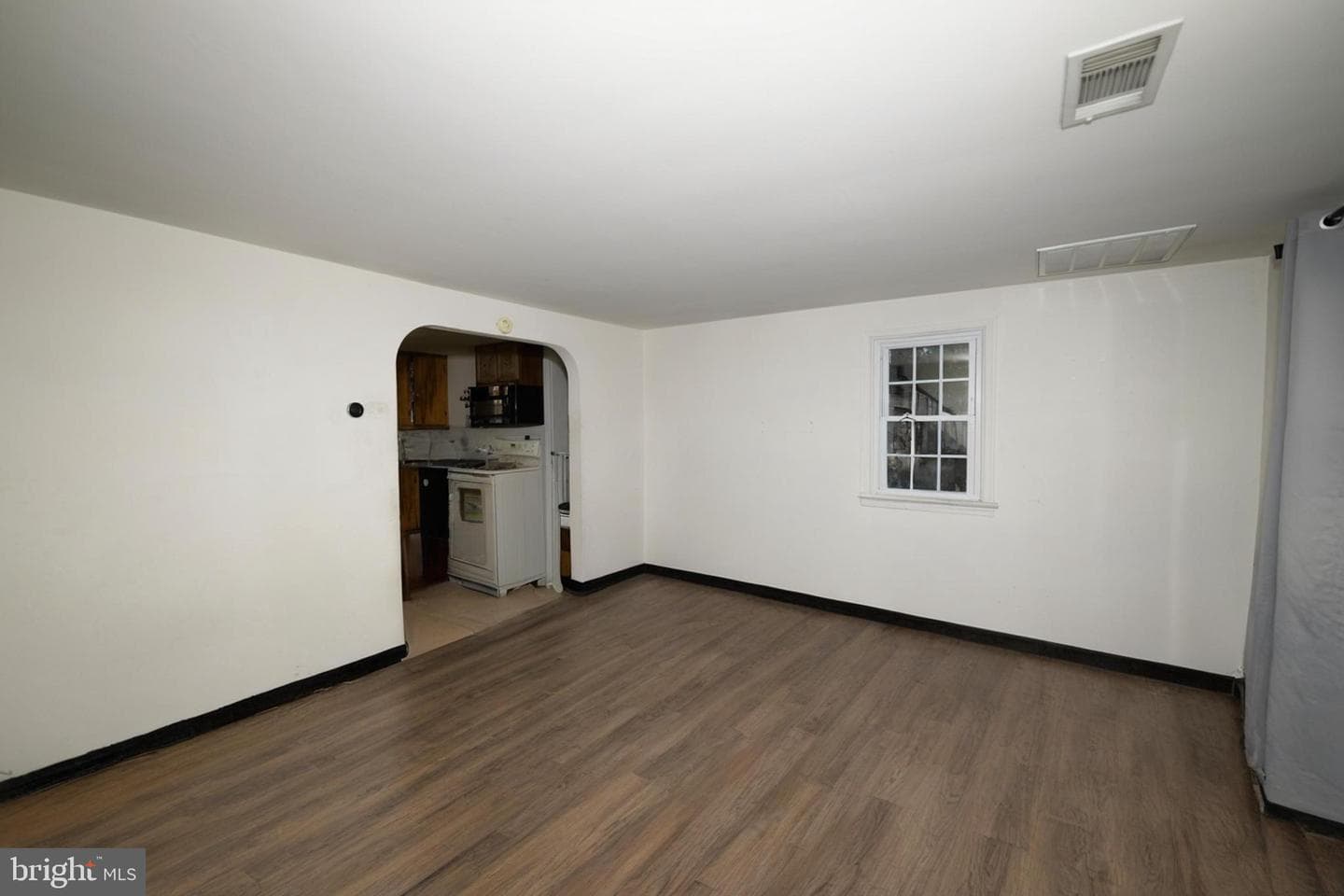 7850 Locust Valley Road photo 5