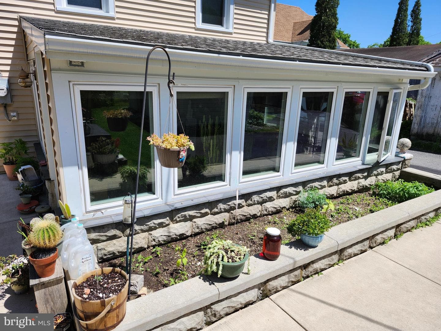 426 E Franklin Street photo 11