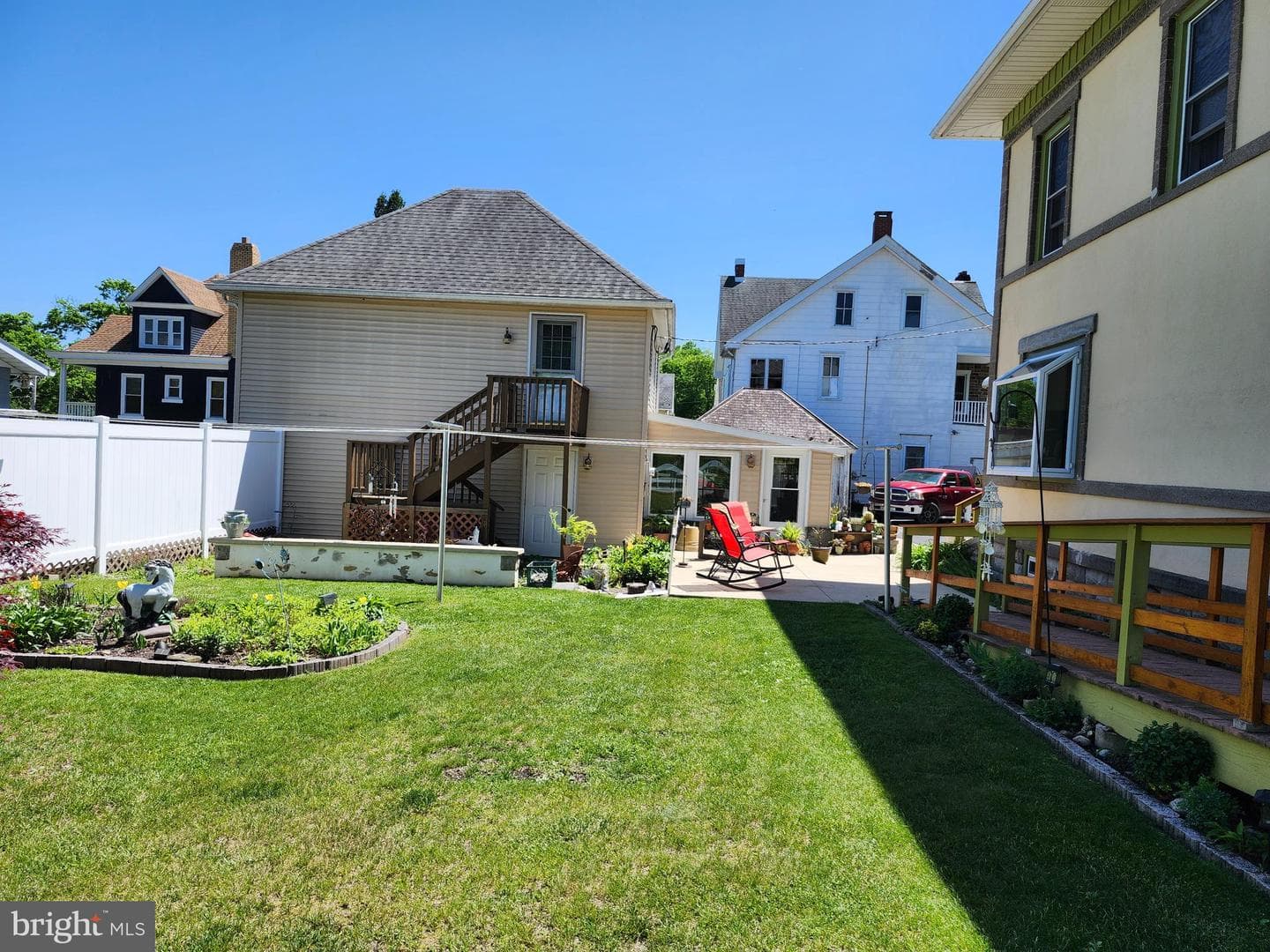426 E Franklin Street photo 21