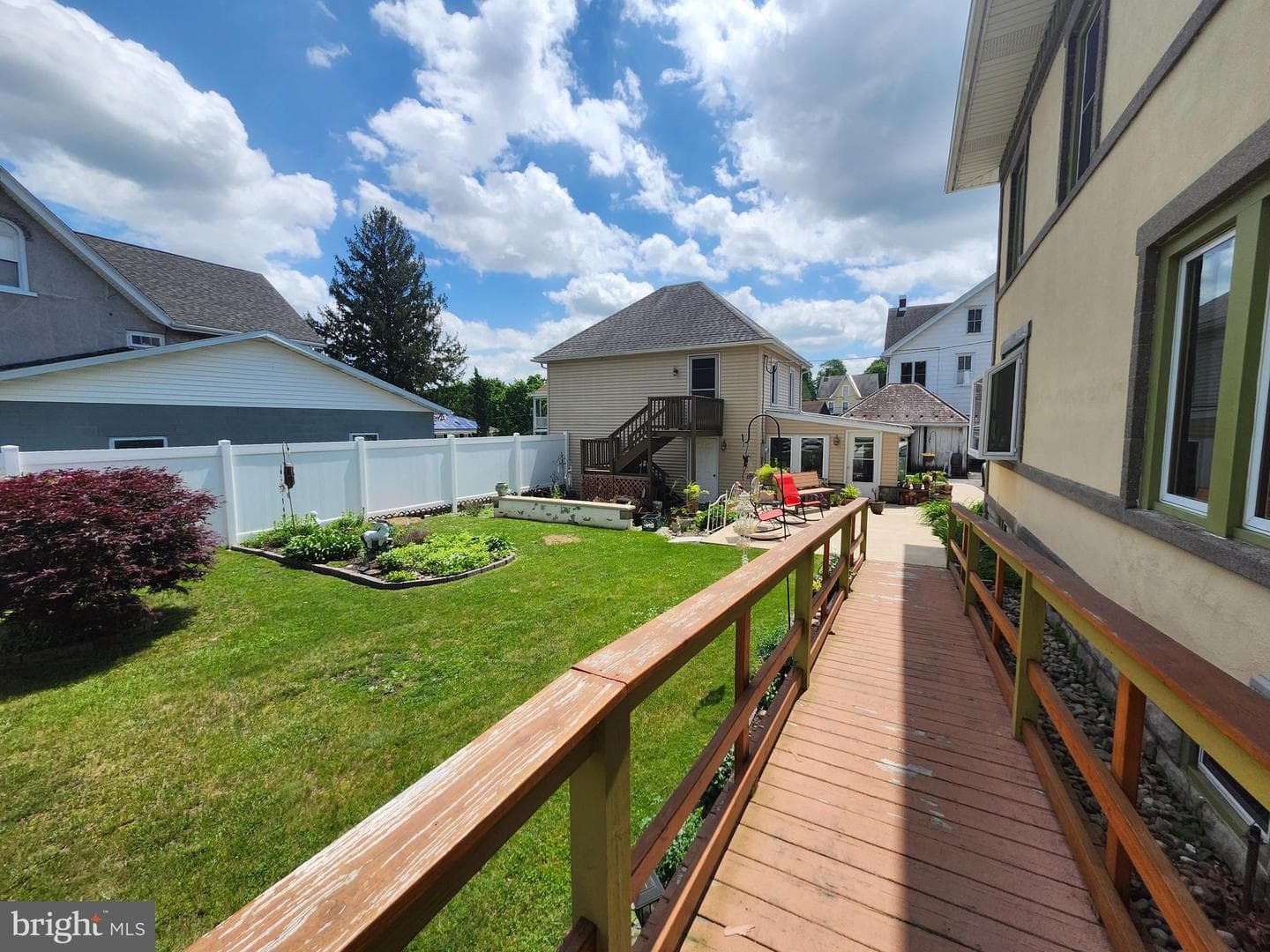 426 E Franklin Street photo 32