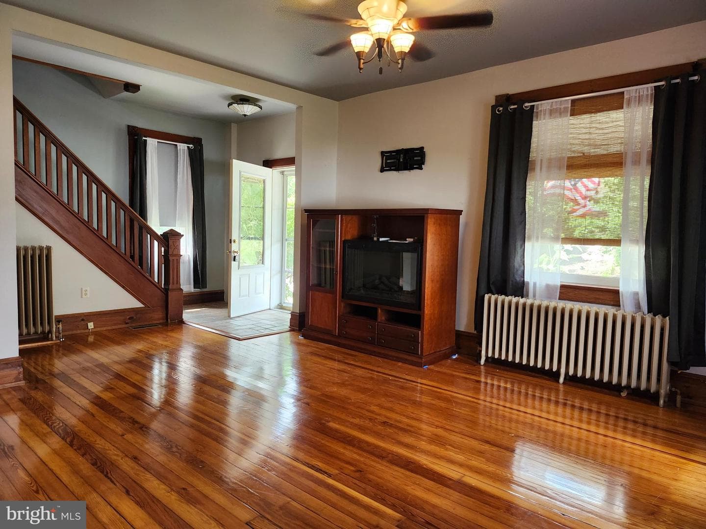 426 E Franklin Street photo 48