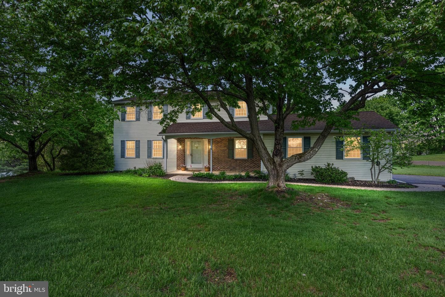 6105 Schaller Court photo 2
