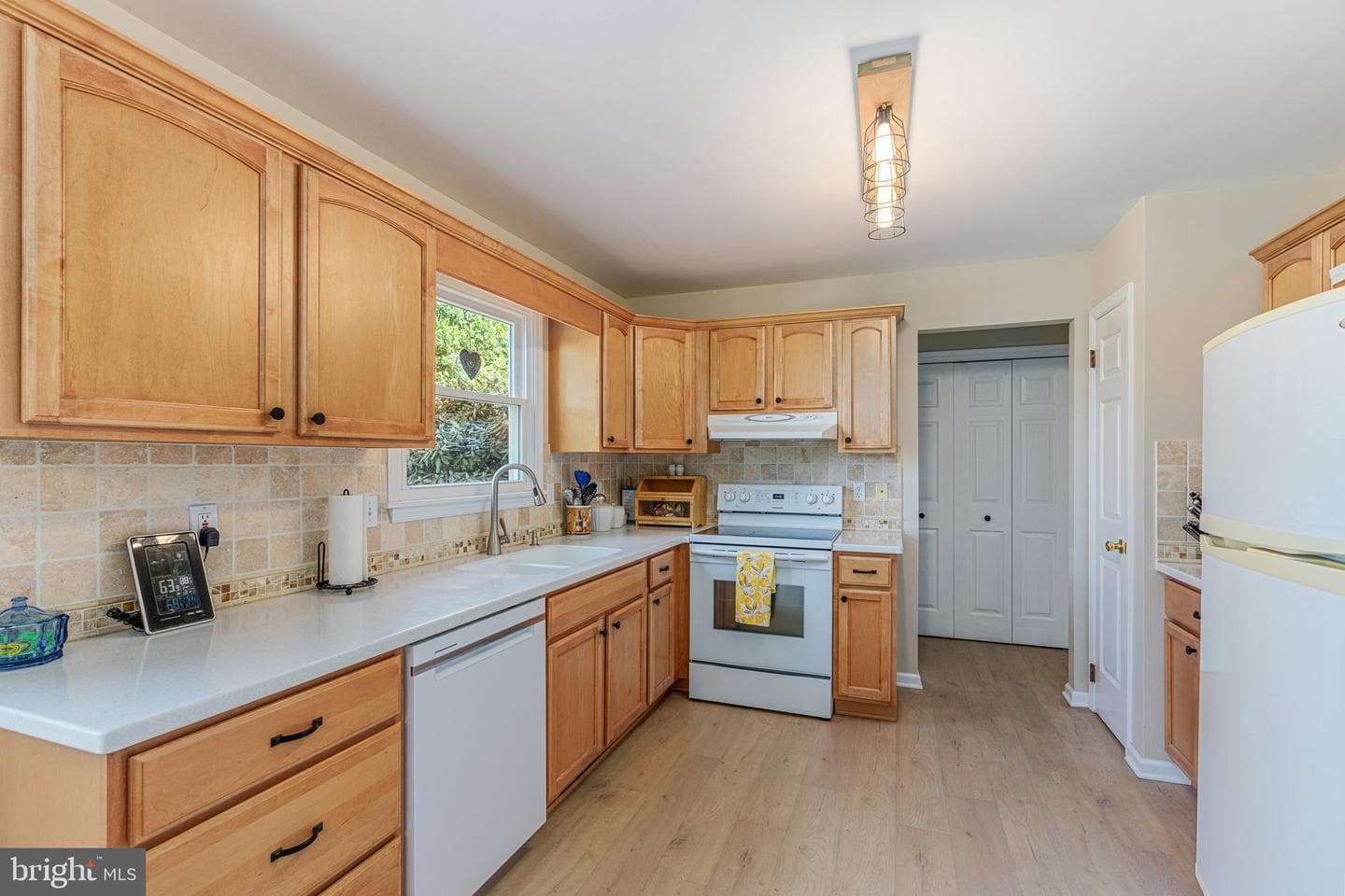 6105 Schaller Court photo 33