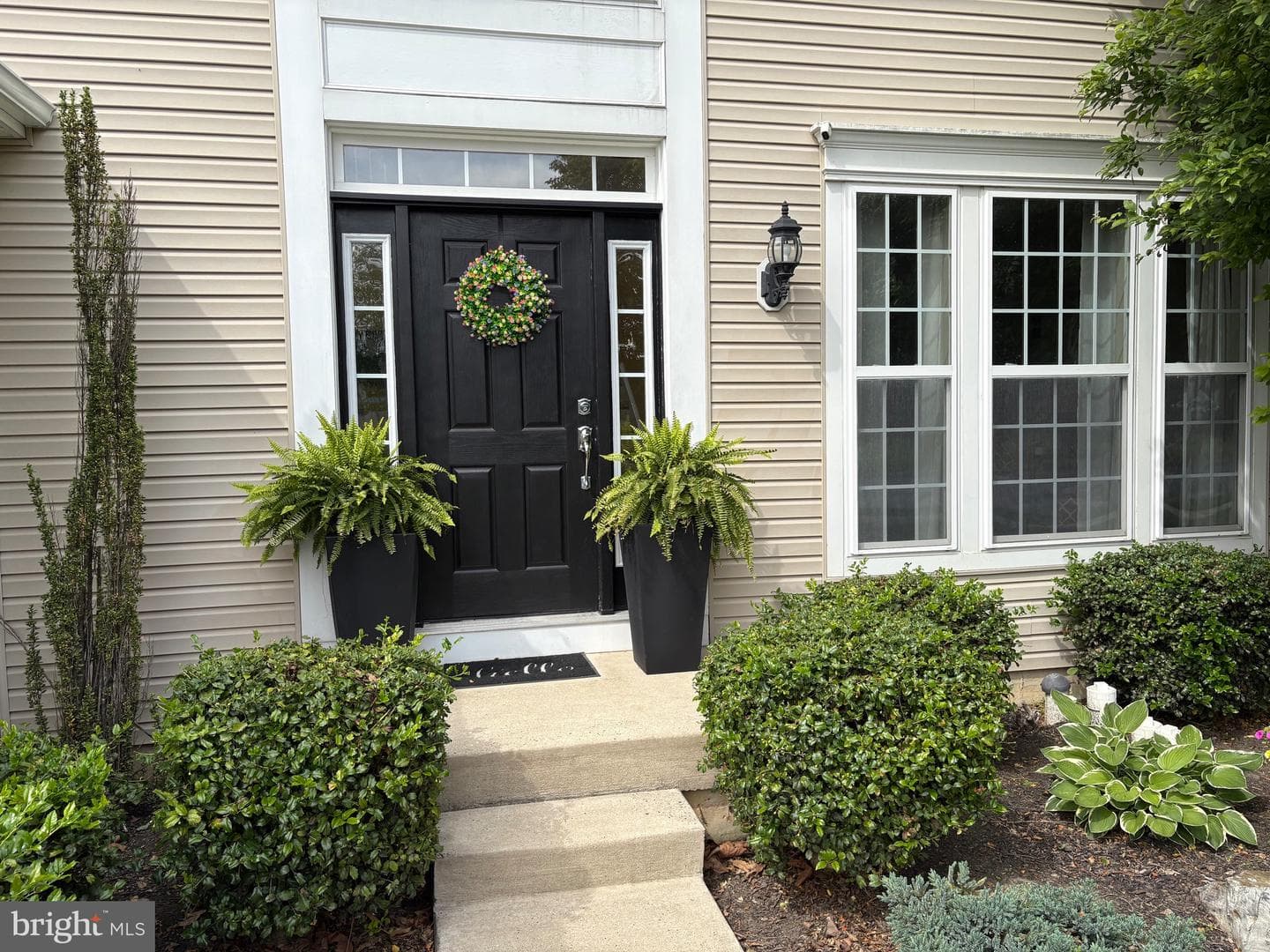 1557 Bridgeton Road photo 2