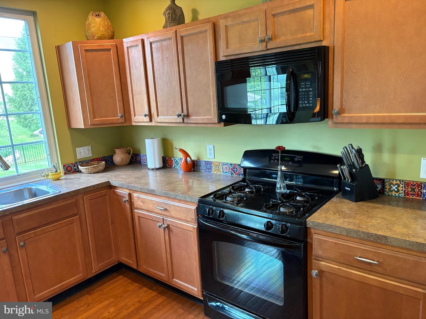 1557 Bridgeton Road photo 4