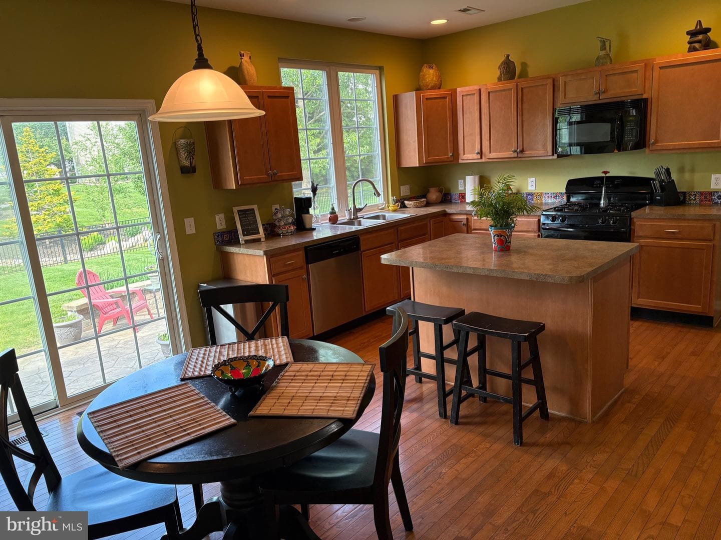 1557 Bridgeton Road photo 5