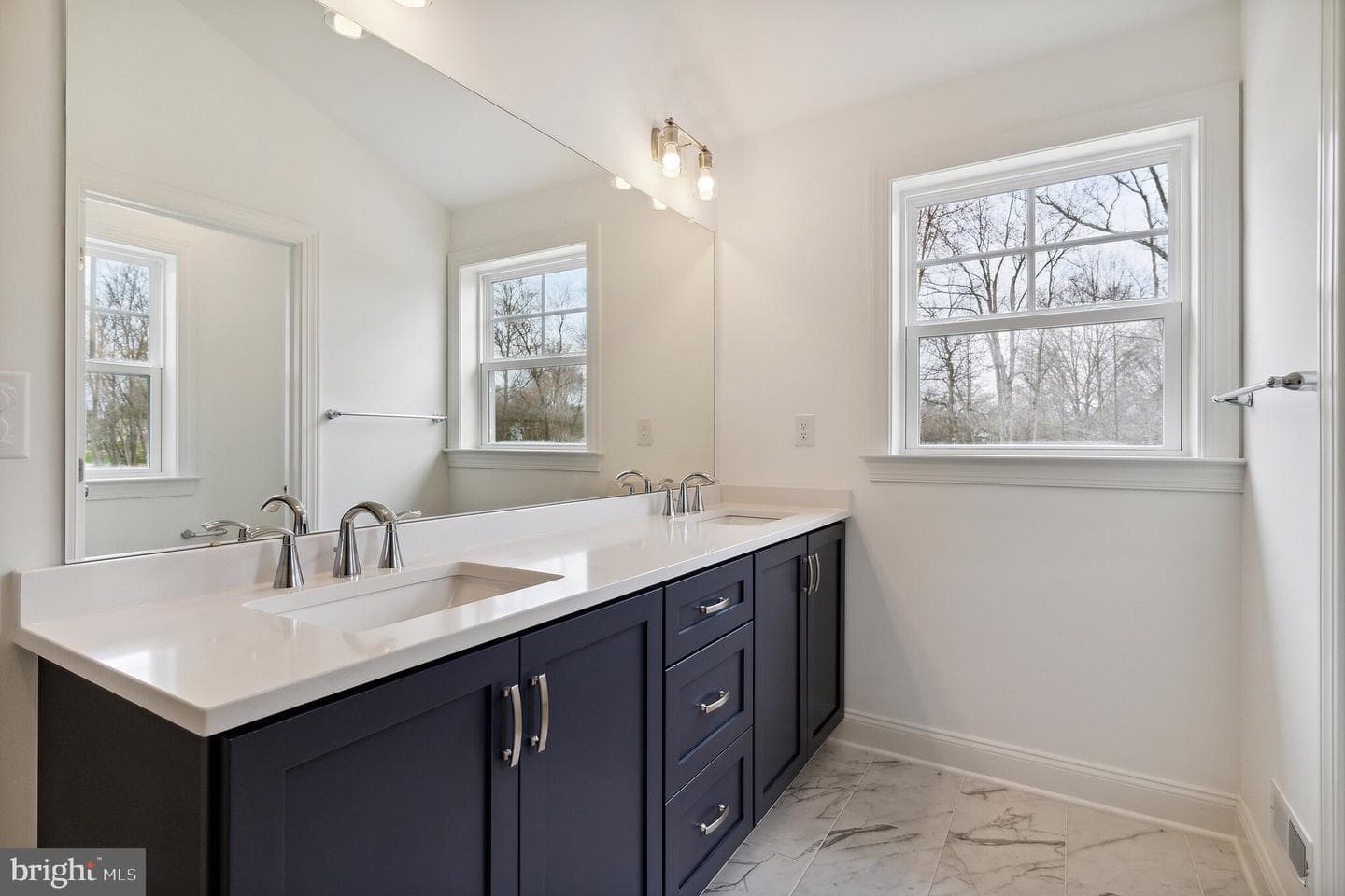 4290 Taviston Ct E photo 12