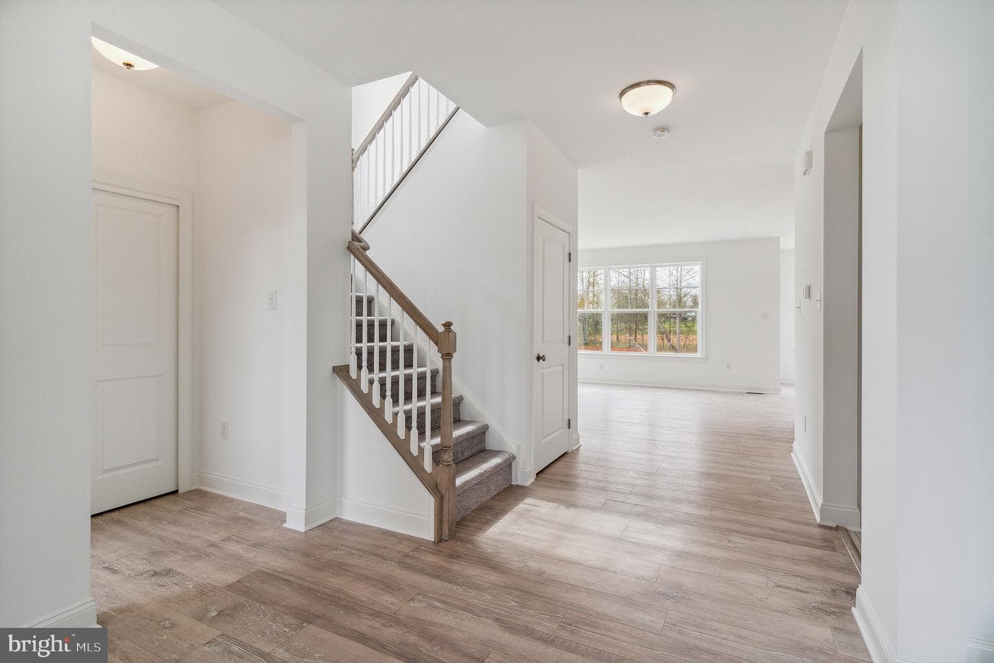 4290 Taviston Ct E photo 3