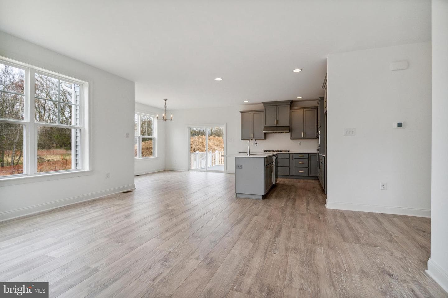 4290 Taviston Ct E photo 4