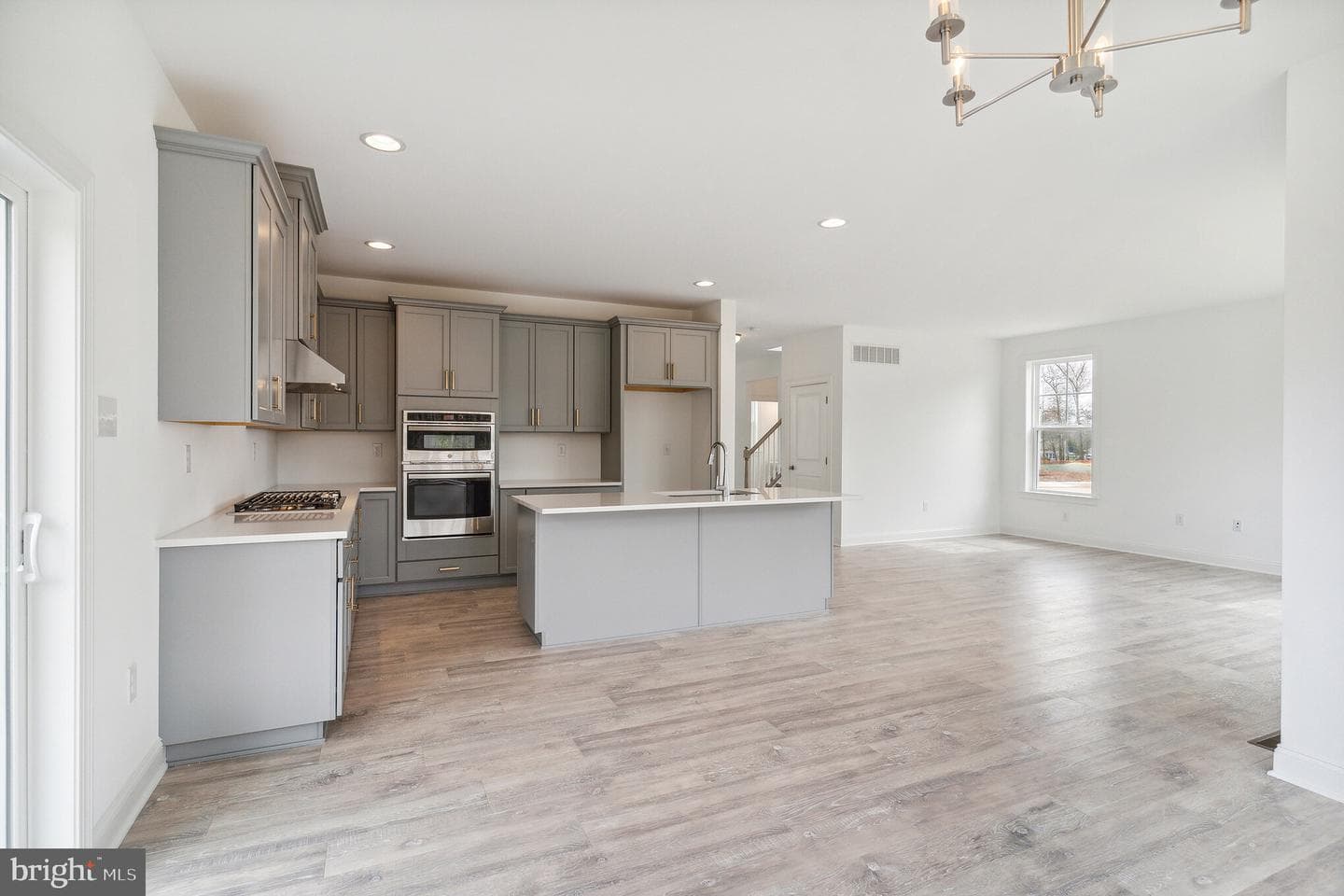 4290 Taviston Ct E photo 6