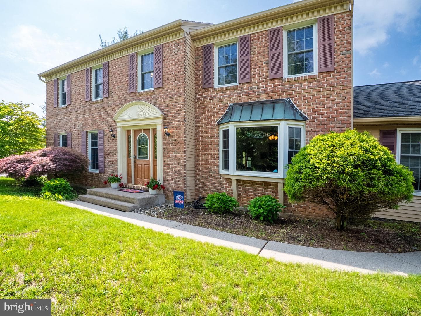 5054 Rainbow Court photo 3