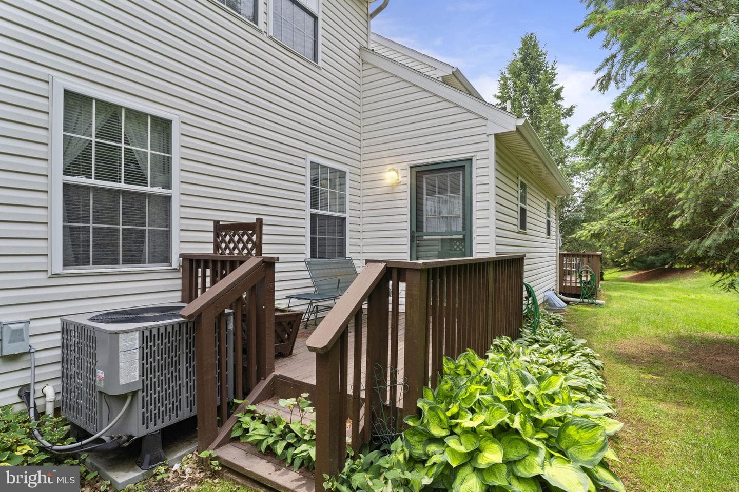 8077 Cross Creek Circle photo 6