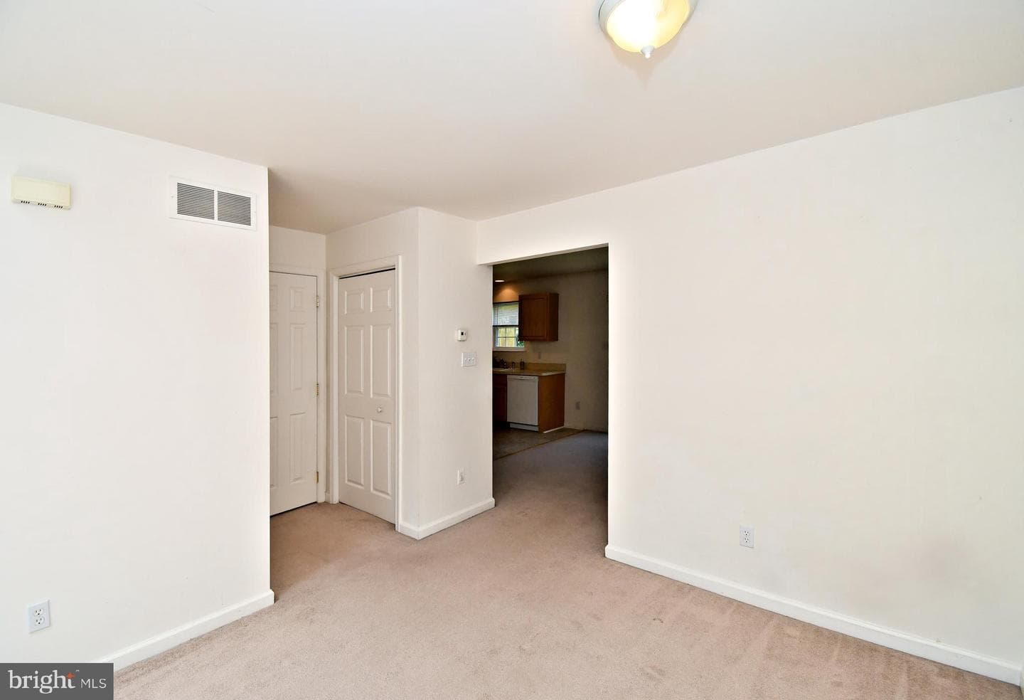 5631 Stonecroft Lane photo 12