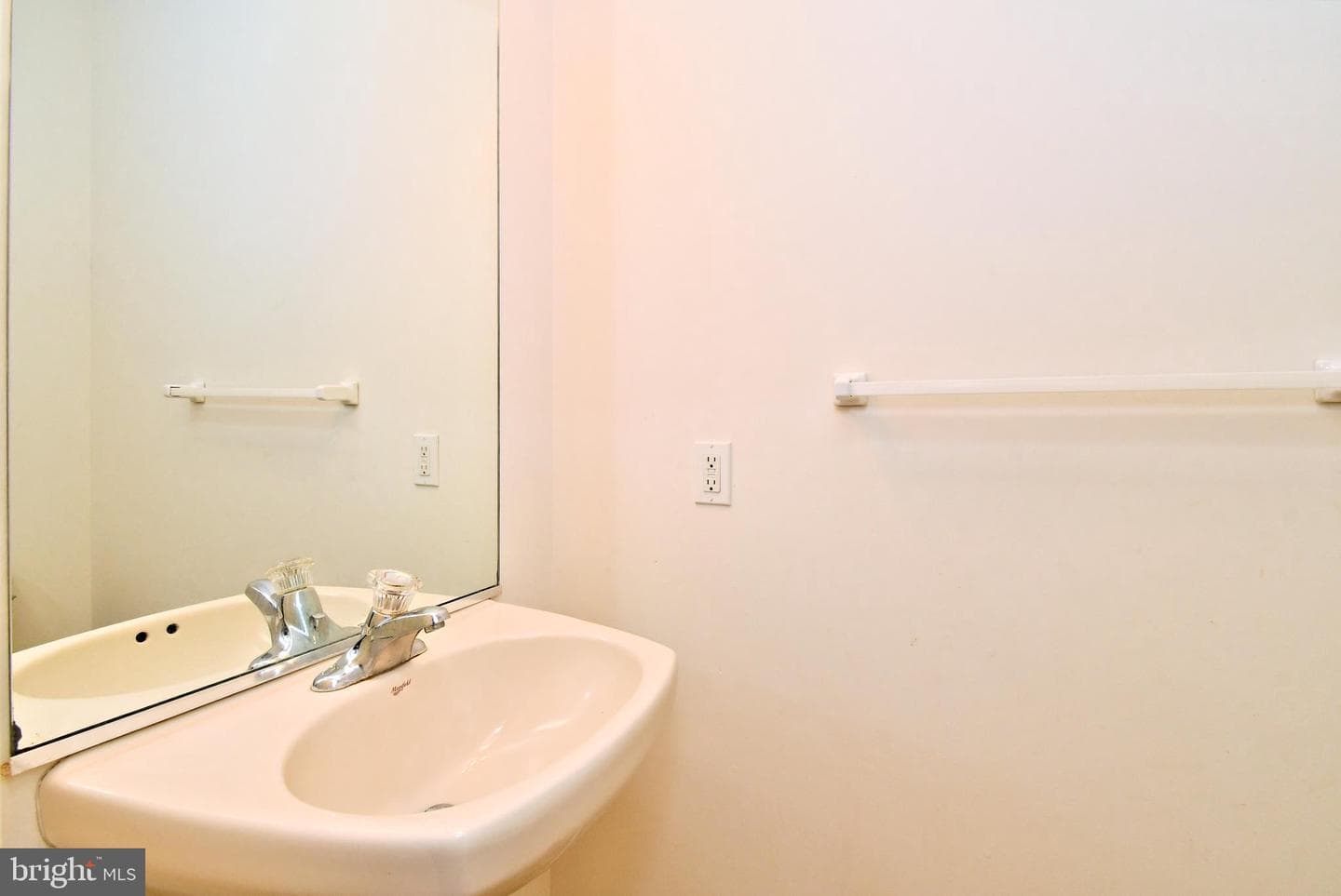 5631 Stonecroft Lane photo 25