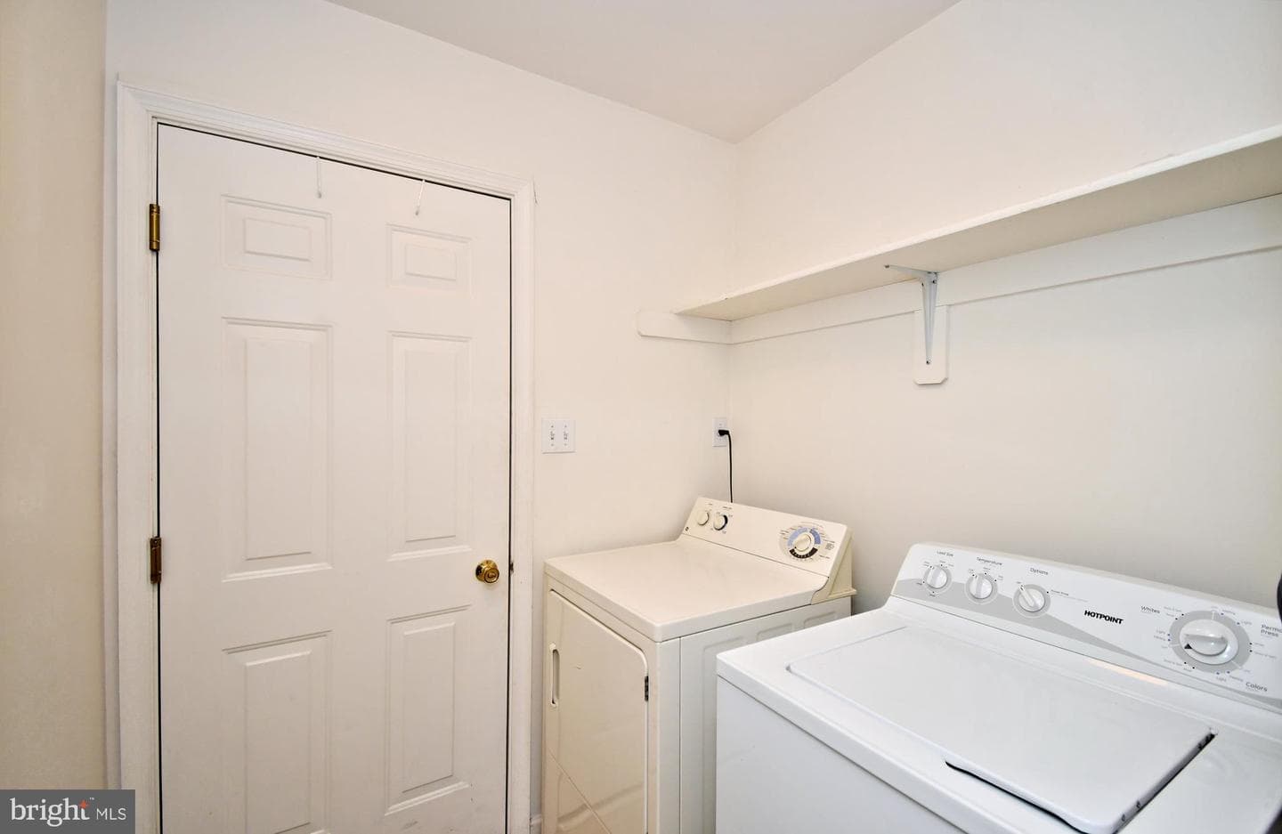 5631 Stonecroft Lane photo 26