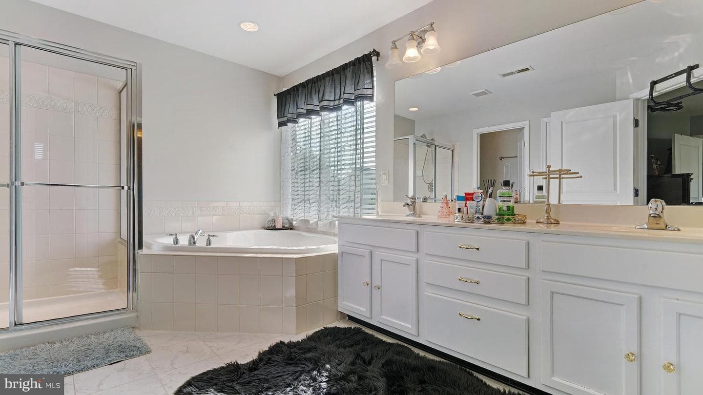 1663 Bridgeton Road photo 17