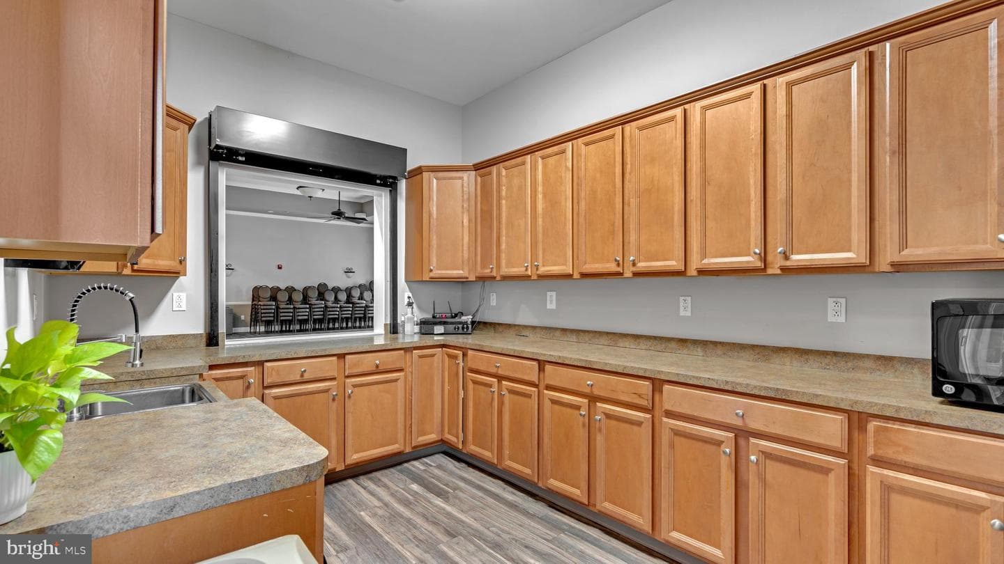 1663 Bridgeton Road photo 47