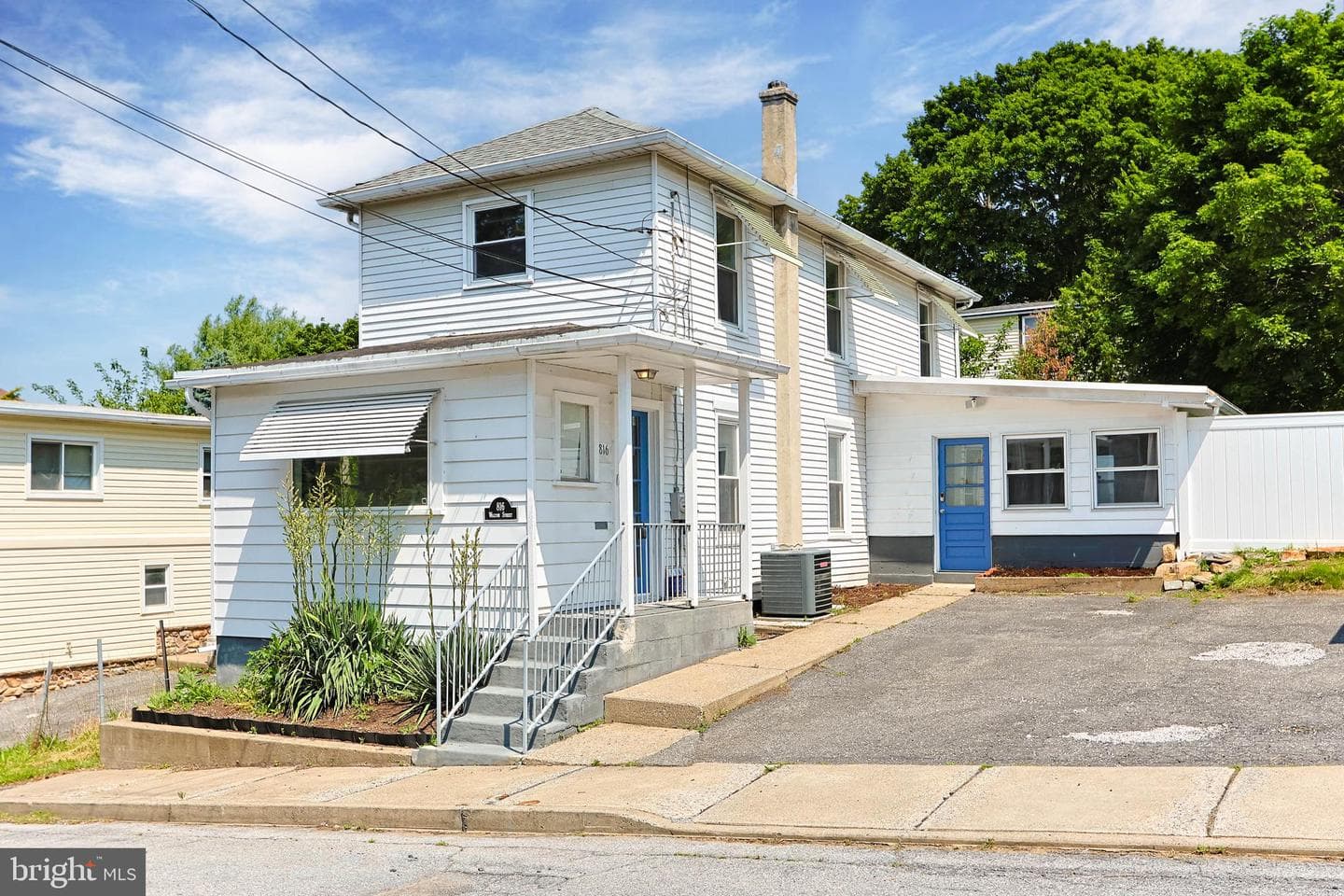 816 Walton Street photo 1