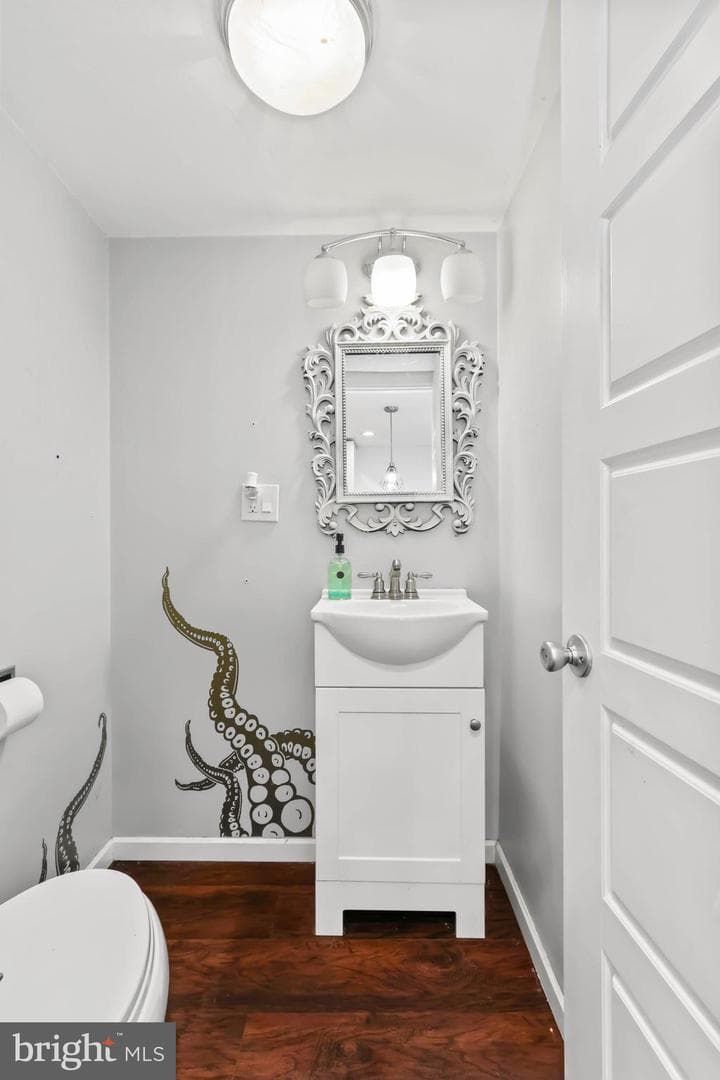 816 Walton Street photo 12