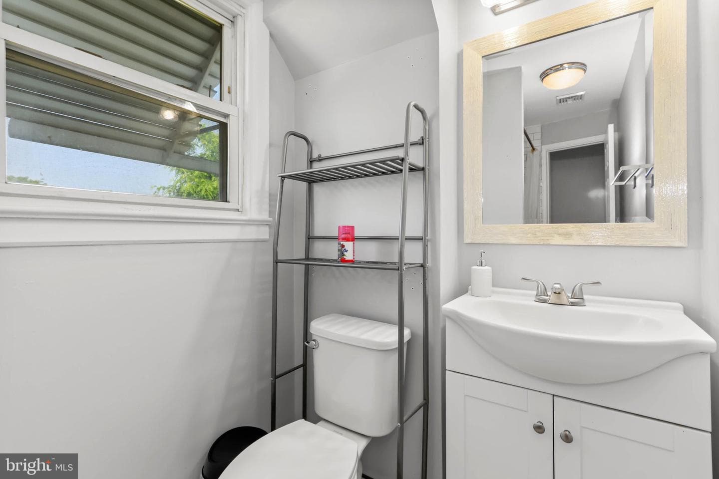 816 Walton Street photo 22