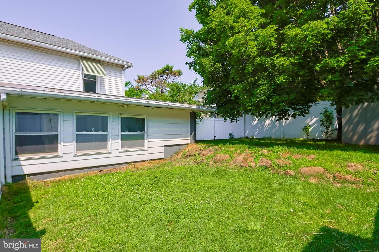 816 Walton Street photo 28
