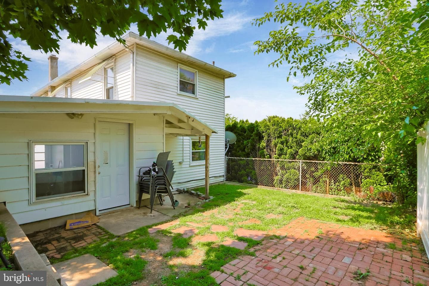 816 Walton Street photo 31